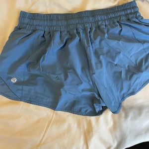 Lululemon Hotty Hot Short *royal*